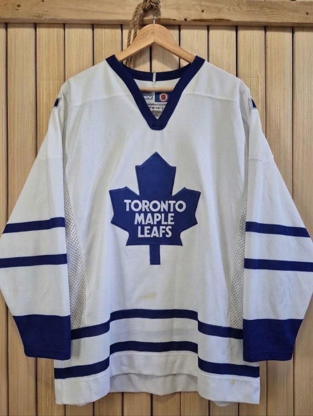 CCM NHL Maple Leafs Toronto White & Blue Hockey Jersey